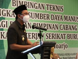 Bupati Sidoarjo Buka Bimtek Serikat Pekerja
