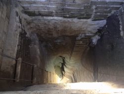 Diduga Menggali Sumur Harta Karun, Seorang Penggali Meninggal di dalam Sumur