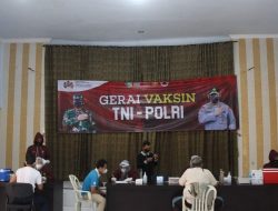 Targetkan 500 Dosis, Meski Hari Libur Polres Jember Tetap Buka Layanan Gerai Vaksin Presisi