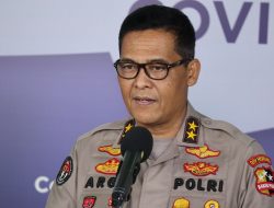 Panglima TNI dan Kapolri Keliling Jabar, DIY, Jatim dan Jateng Tinjau Vaksinasi Massal dan Pos Penyekatan