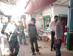 Pelaksanaan operasi Prokes di Pasar Mayang, Muspika Mayang bersama Disperindag Kab. Jember dan Dinas Pasar Mayang