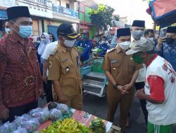 PKL di Stadion Mojosari Dan PKL Pasar Sawahan Bersyukur dan Terharu Dapat Bantuan dari Gus Barra dan ASC FOUNDANTION