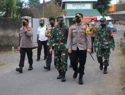TINJAU POSKO PPKM DI JEMBER, INI YANG DILAKUKAN KAPOLRES DAN DANDIM