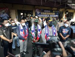 Kapolda Jatim dan Pangdam V Brawaijaya Apresiasi Arema Pelopor Vaksinasi