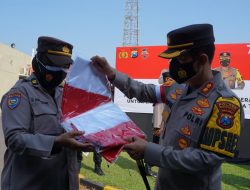 Gelorakan Semangat HUT RI, Polresta Mojokerto Distribusikan 76 Ribu Bendera Merah Putih