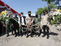Kapolda Jatim Resmikan Mobil Vaksinasi Respon Cepat Karya Forkopimda Kota Surabaya