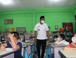 Bupati Sidoarjo Sidak Pelaksanaan PTM di MINU Pucang