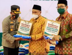 Ribuan Santri dan Pengurus Ponpes di Jombang Ikuti Vaksinasi Serentak yang Dipantau Presiden Joko Widodo