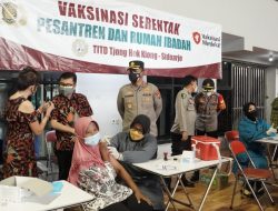 Polresta Sidoarjo Masifkan Vaksinasi Serentak di Pesantren dan Rumah Ibadah