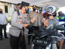 Kapolda Jatim Cek Vaksin Drive Thru di Polres Pelabuhan Tanjung Perak