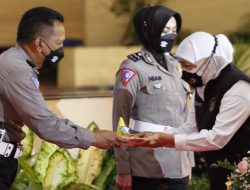 Gubernur Jatim Apresiasi “Sang Pendongeng” Polres Bojonegoro