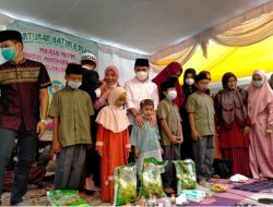 Gus Barra Berikan Bantuan Beras Pada Acara Santunan Anak Yatim dan Lakukan Peletakan Batu Pertama Pembangunan Yayasan AMM.