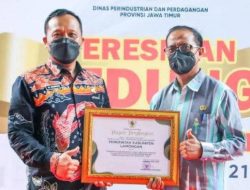 Diapresiasi Gubernur Jatim, Lamongan Paling Cepat Siapkan Dokumen Perencanaan Pembangunan Industri