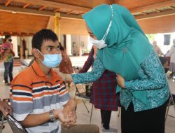 Istri Bupati Sidoarjo Turun Sendiri Mengawal Vaksinasi Anak Berkebutuhan Khusus di Sidoarjo