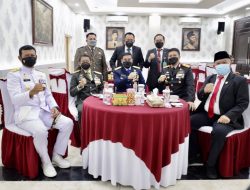 HUT TNI ke-76, Kapolda Jatim Beserta Pejabat Utama Kunjungi Mako TNI