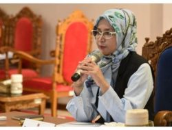 FORUM KOMUNIKASI LEMBAGA SWADAYA MASYARAKAT (FKLSM)  Melaporkan Mantan Bupati Dr Faida CS.ke Kejaksaan Negeri Jember