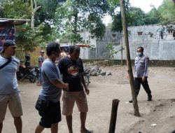 Polisi Sumbersari Bubarkan Kontes Sabung Ayam di Dua Lokasi yang Berbeda