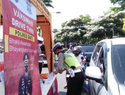 KOTA APEL BATU LAKSANAKAN VAKSINASI DRIVE THRU , SASAR PARA PENGEMUDI DAN WISATAWAN