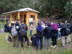 Sharing Knowledge antara Perhutani KPH Lawu Ds dan Akademisi UGM.