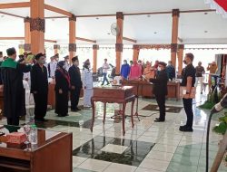 Peningkatan Kinerja, Bupati Situbondo Melantik 56 Pejabat Tinggi Pratama dan Administrasi