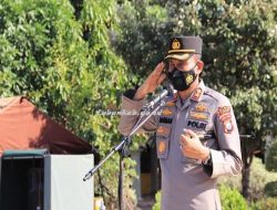 Kapolres Tuban Bagi Door Prize