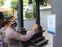 Polres Tuban Berlakukan Aplikasi Peduli Lindungi Bagi Pengunjung