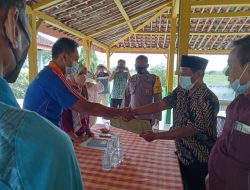 Masse Bakal Calon Kades Betek Mendaftarkan Diri