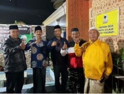 Wujud Kepedulian, Ketua DPD Golkar Jember Datangi Keluarga Korban Kebakaran.