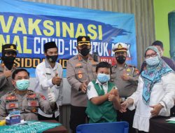 Kapolresta Sidoarjo Pantau Vaksinasi Covid-19 Pertama Untuk Anak Usia 6 Sampai 11 Tahun