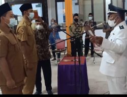 Kades Mulyadi Melantik dan Mengambil Sumpah Jabatan Kepala Dusun Jompong dan Sekretaris Desa Berat Kulon