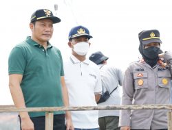 Wabup Sidoarjo Ikut Turun Bersihkan Singai Buntung Tambakoso Kec. Waru