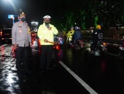 Polresta Sidoarjo Gelar Razai Vaksin Covid-19 dan Prokes di Batas Kota