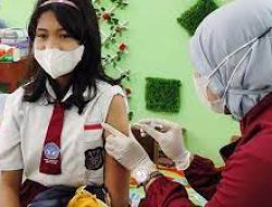 Sekitar 300 Siswa SD di Ngawi Jalani Vaksinasi Perdana