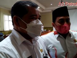 Ketua Komis D DPRD Sidoarjo Dhamroni dan Kadinkes Sidoarjo Drg. Syaf Satriawarman. Sp.Pros, Angkat Bicara Perihal SKTM Salah Sasaran
