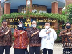 Dirjen Perkebunan Kementerian RI dan Kepala BBPPTP Ambon, Tinjau Pabrik Pengelolaan ” Cokelat Majapahit Mojokerto “
