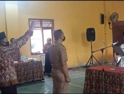 Kades Wiyu Nur Kholis Melantik dan Mengambil Sumpah Jabatan Iswanto Sebagai Sekretaris Desa Wiyu