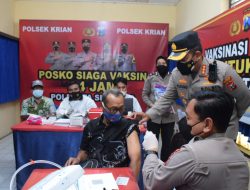 Kapolresta Sidoarjo Pantau Vaksinasi Booster di Wilayah Krian