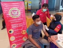 Target 3000 Vaksin Habis, BIN Jatim dan Dinkes Ponorogo Gelar Vaksinasi Booster Massal