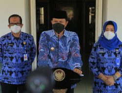 Tidak Sesuai Spek pada Kontrak, Distribusi 4.880 Laptop Dihentikan