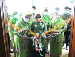 Bupati Mundjidah Wahab Meresmikan Kantor PAC Muslimat NU Kecamatan Gudo