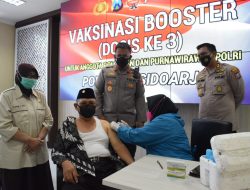 Kapolresta Tinjau Vaksinasi Purnawirawan Polri Serta ikuti Zoom Meeting Vaksinasi Booster Serentak