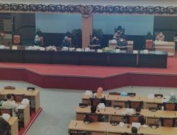 Semua Fraksi DPRD  Sepakat Naskah Pandangan Umum Diserahkan Langsung ke Bupati Ikfina Tanpa Dibacakan