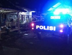 Polsek Montong Gading Sambangi Setiap Poskamling Saat Patroli Bluelight