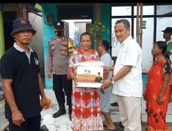 Anggota DPRD Provinsi Jatim H. Hidayat Berikan Bantuan Sembako dan Beras Kepada Korban Angin Puting Beliung di Betro