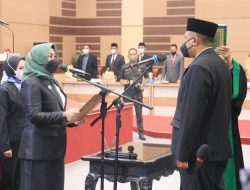Ketua DPRD Lantik Dan Ambil Sumpah Jabatan H.Madra’i Sebagai Anggota Dewan Kabupaten Mojokerto