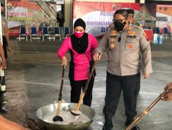 Polres Wonogiri Polda Jawa Tengah Produksi dan Berbagi Minyak Ini