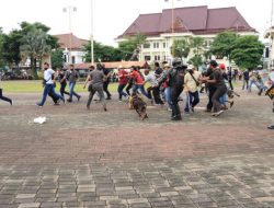 Supervisi Dit Samapta Polda Jatim, Rayon 6 Peragakan Pengendalian Massa