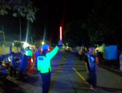 Berikan Pelayanan Kepada Masyarakat, Personil Polres Dompu Rutin Laksanakan PAM Sholat Terawih