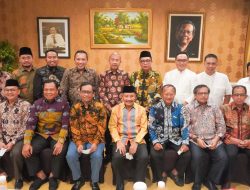 Bersama Bupati se Madura, Ra Latif Diskusi Soal Infrastruktur dan IPM dengan Mahfud MD