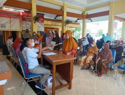 79.579 Warga Sidoarjo Terima BLT Minyak Goreng Rp.300 Ribu dan BPNT Rp 200 Ribu